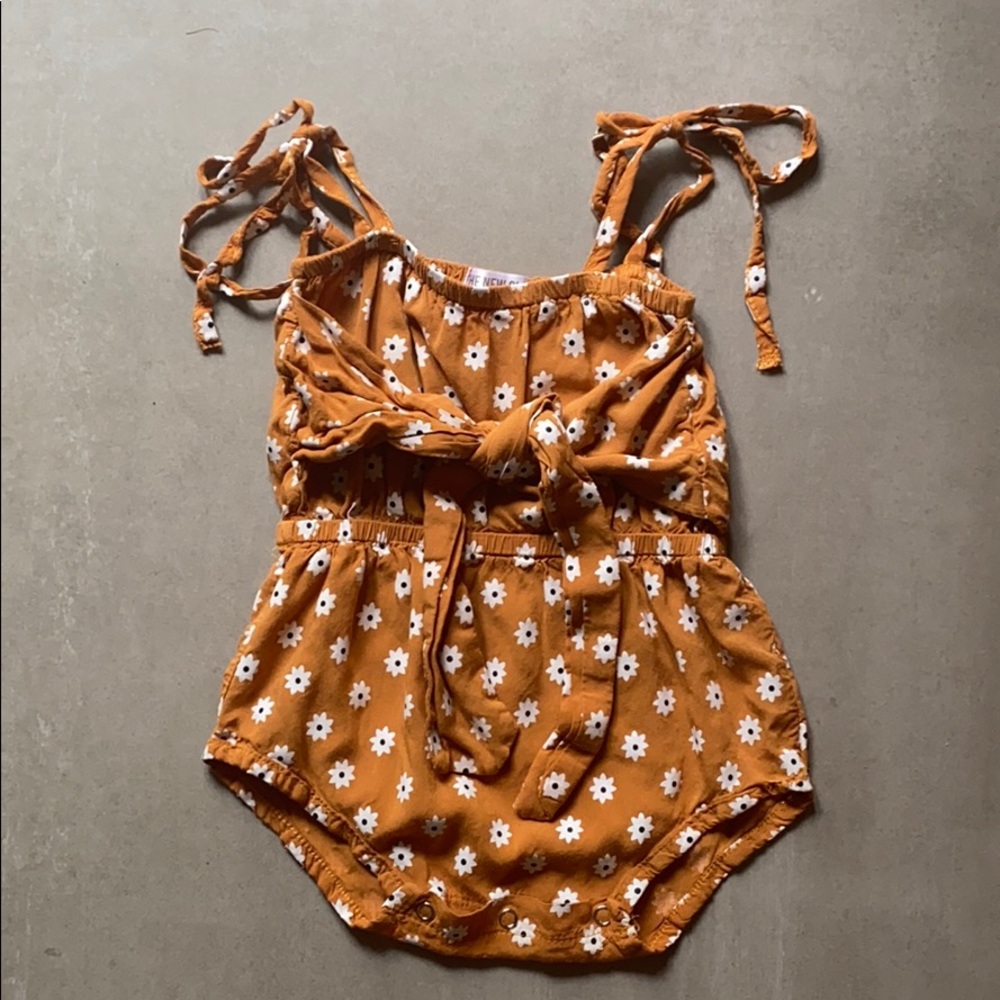 Boutique Daisy One Piece Tie Romper
